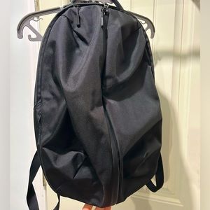 AER2 back pack. Black, never used.